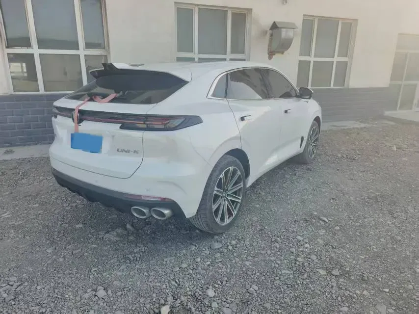 2024 ChangAn UNI-K 2.0T 233HP L4 8AT,autocango,china used car exporter,china ev exporter,chinese used car exporter,chinese used ev exporter