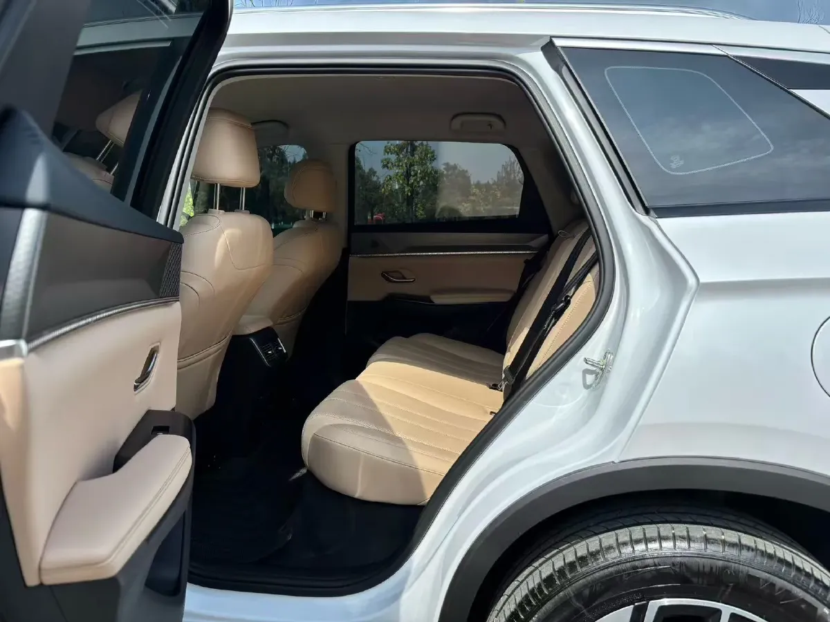 2025 BYD Song Pro 1.5L 101HP L4 E-CVT PHEV 12.9KWH,autocango,china used car exporter,china ev exporter,chinese used car exporter,chinese used ev exporter