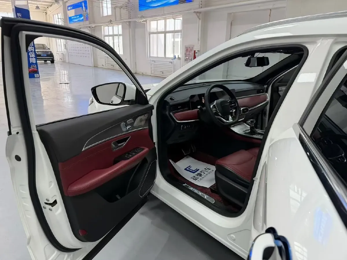 2021 Jetour X70 Plus 1.6T 197HP L4 7DCT,autocango,china used car exporter,china ev exporter,chinese used car exporter,chinese used ev exporter