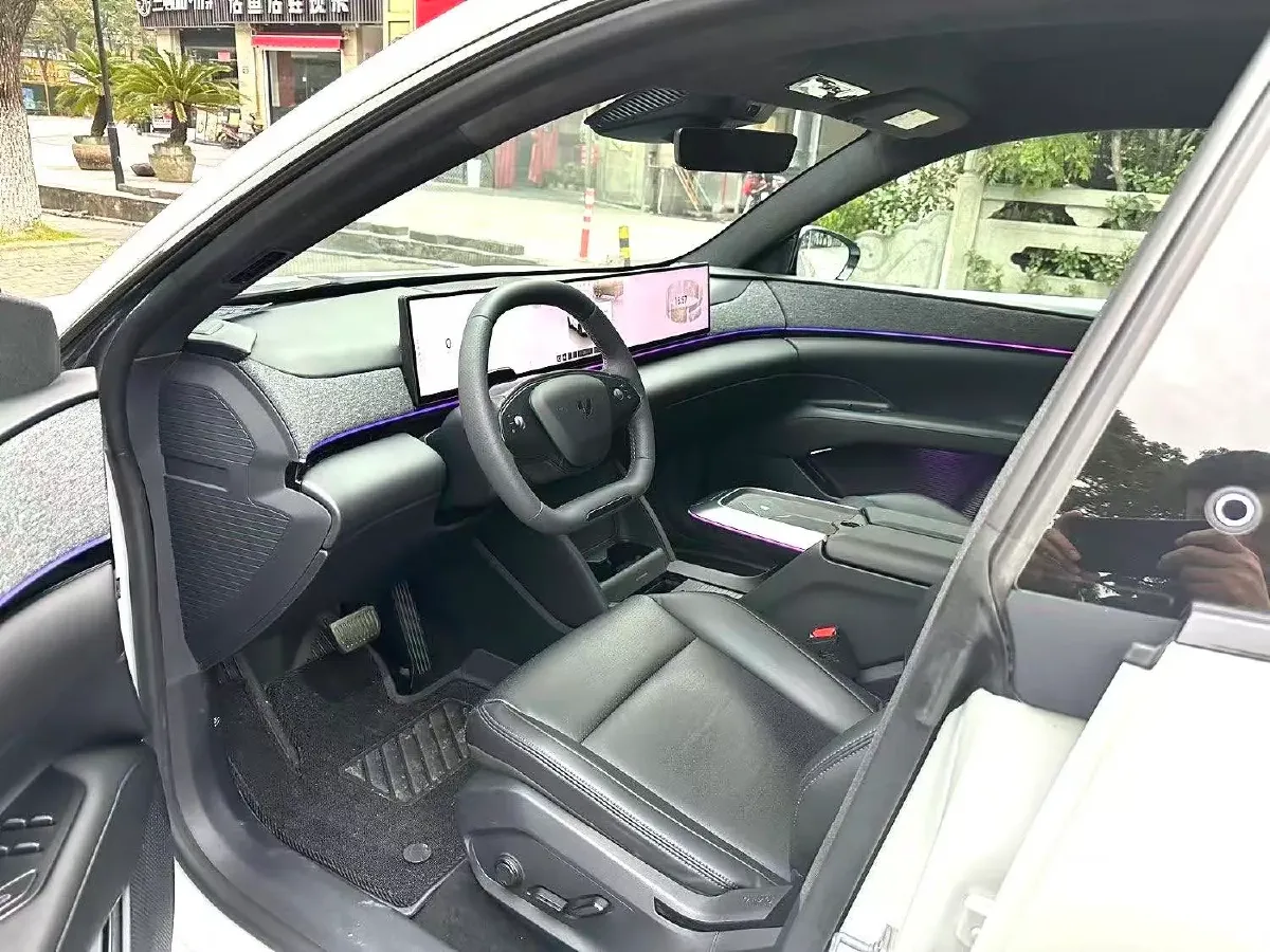2023 Honda CR-V 2.0L 150HP L4 E-CVT PHEV 17.7KWH,autocango,china used car exporter,china ev exporter,chinese used car exporter,chinese used ev exporter