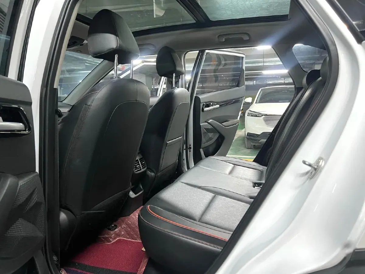 2023 Kia Seltos 1.5L 115HP L4 CVT,autocango,china used car exporter,china ev exporter,chinese used car exporter,chinese used ev exporter