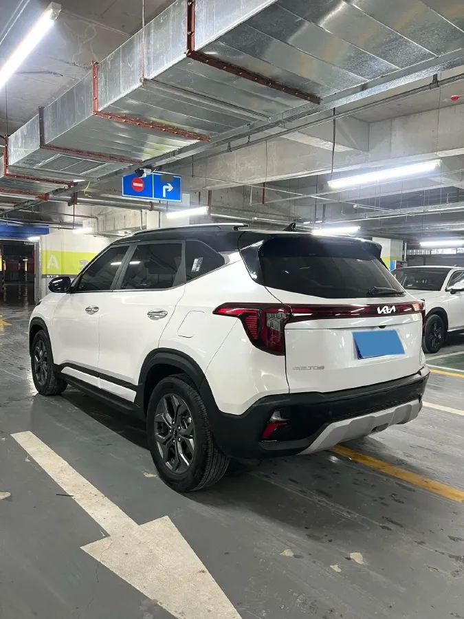 2023 Kia Seltos 1.5L 115HP L4 CVT,autocango,china used car exporter,china ev exporter,chinese used car exporter,chinese used ev exporter