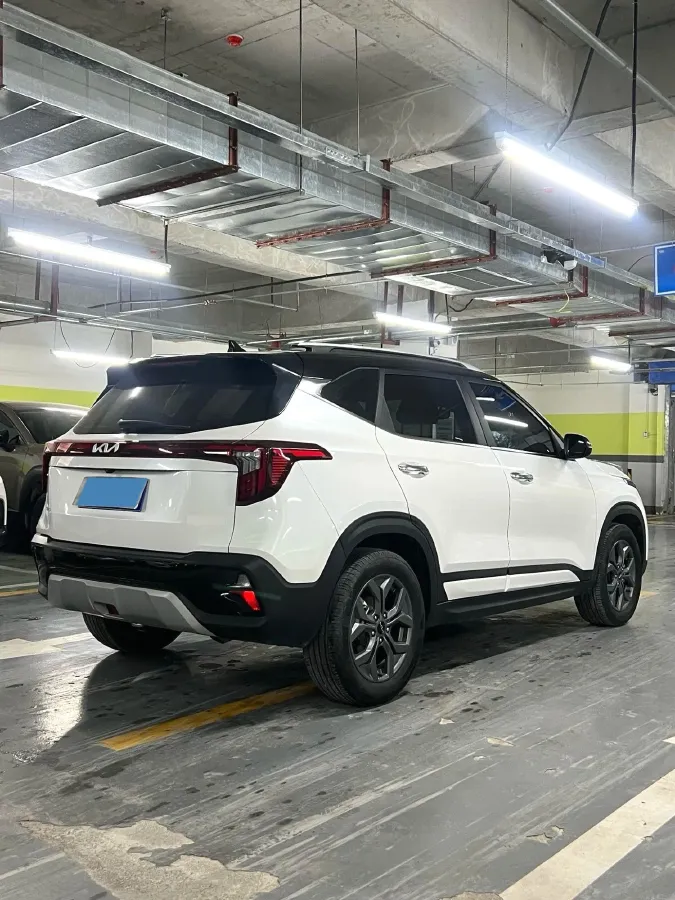 2023 Kia Seltos 1.5L 115HP L4 CVT,autocango,china used car exporter,china ev exporter,chinese used car exporter,chinese used ev exporter