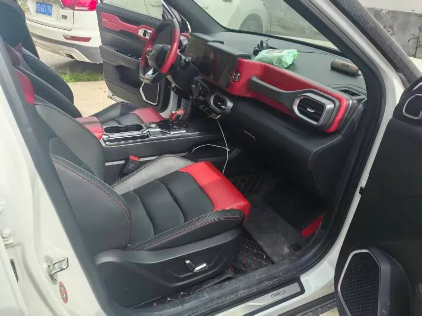 2020 Geely ICON 1.5T 177HP L3 7DCT,autocango,china used car exporter,china ev exporter,chinese used car exporter,chinese used ev exporter