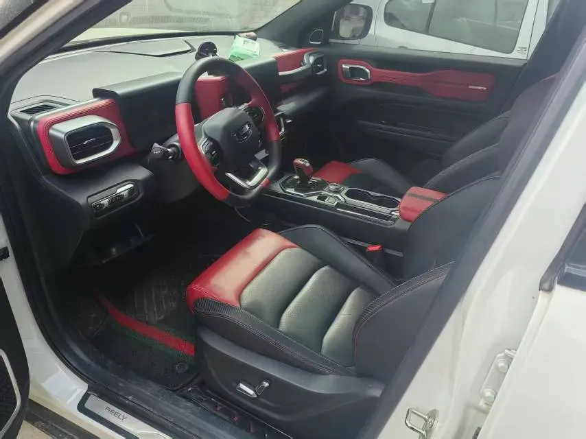 2020 Geely ICON 1.5T 177HP L3 7DCT,autocango,china used car exporter,china ev exporter,chinese used car exporter,chinese used ev exporter