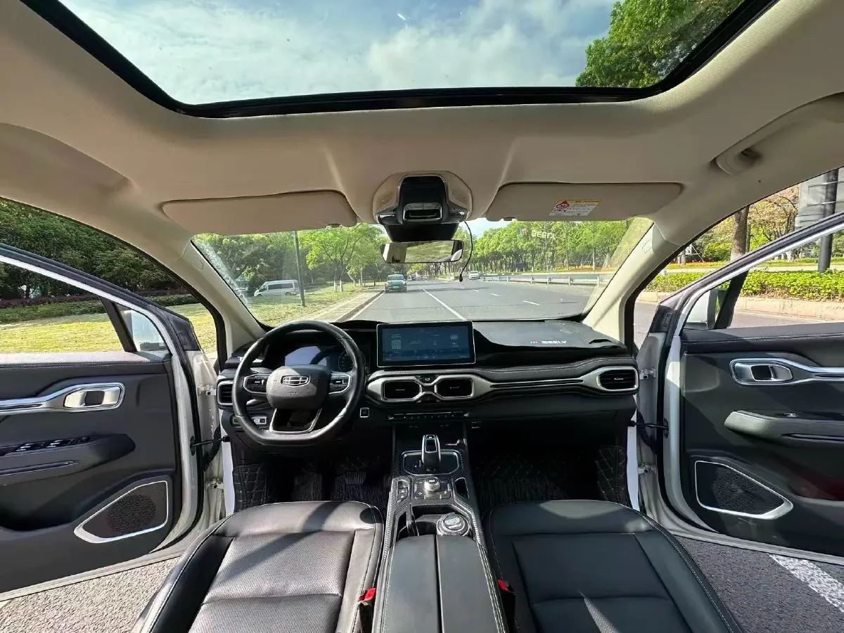 2020 Geely Okavango 1.8T 184HP L4 7DCT,autocango,china used car exporter,china ev exporter,chinese used car exporter,chinese used ev exporter