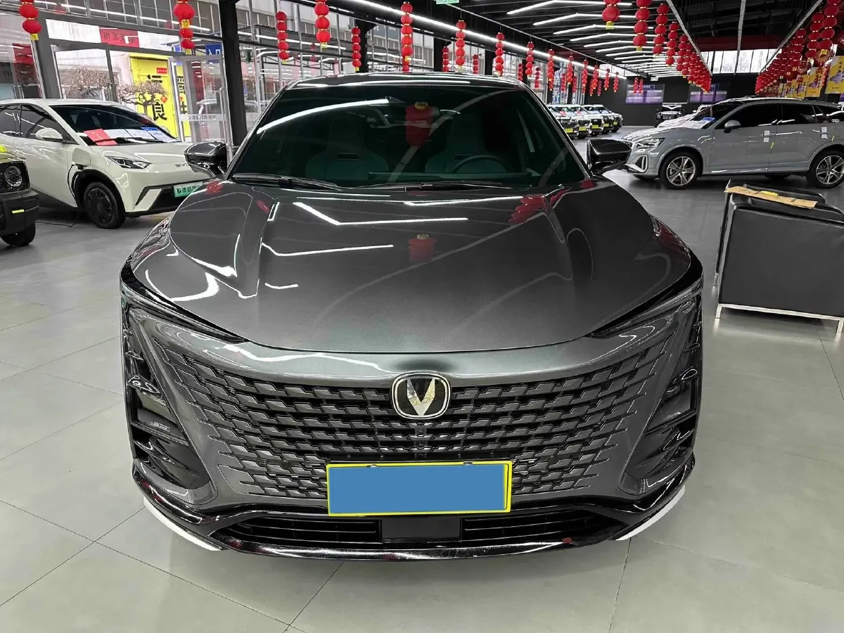 2023 ChangAn UNI-T 1.5T 188HP L4 7DCT,autocango,china used car exporter,china ev exporter,chinese used car exporter,chinese used ev exporter