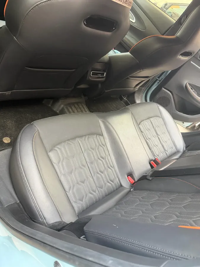 2022 ChangAn UNI-T 1.5T 188HP L4 7DCT,autocango,china used car exporter,china ev exporter,chinese used car exporter,chinese used ev exporter