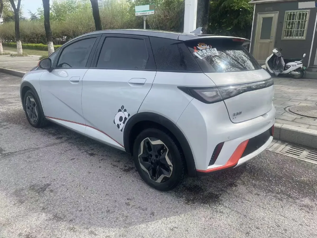 2021 Ford Escort 1.5L 122HP L3 6AT,autocango,china used car exporter,china ev exporter,chinese used car exporter,chinese used ev exporter