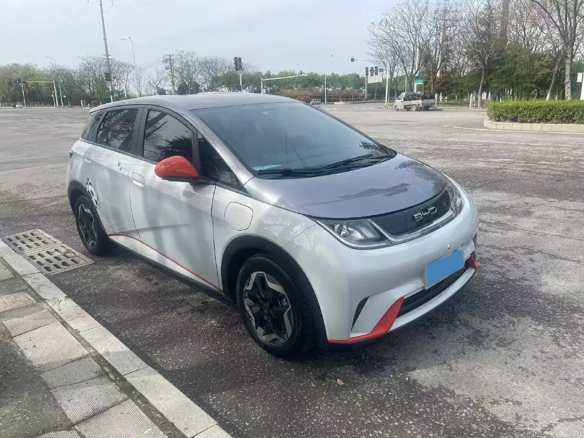 2021 Ford Escort 1.5L 122HP L3 6AT,autocango,china used car exporter,china ev exporter,chinese used car exporter,chinese used ev exporter