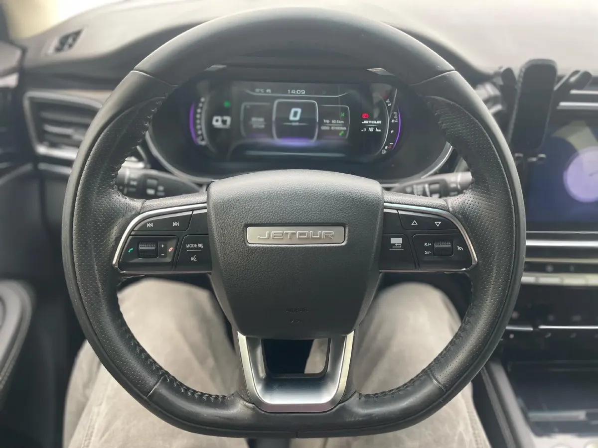 2019 Jetour X90 1.5T 156HP L4 6MT,autocango,china used car exporter,china ev exporter,chinese used car exporter,chinese used ev exporter