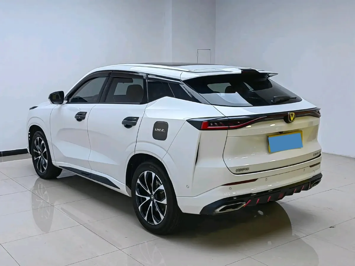 2024 ChangAn UNI-Z 1.5L 98HP L4 E-CVT PHEV 18.4KWH,autocango,china used car exporter,china ev exporter,chinese used car exporter,chinese used ev exporter