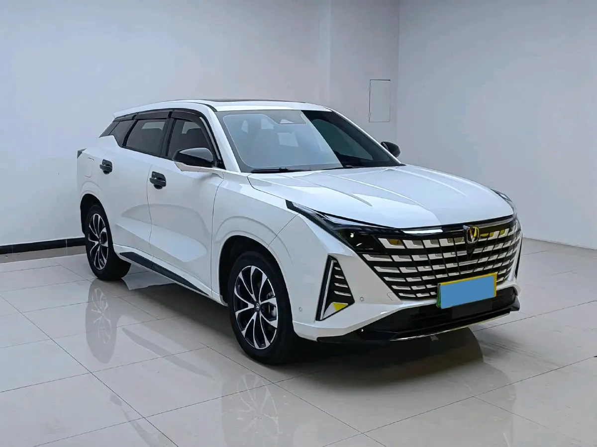 2024 ChangAn UNI-Z 1.5L 98HP L4 E-CVT PHEV 18.4KWH,autocango,china used car exporter,china ev exporter,chinese used car exporter,chinese used ev exporter