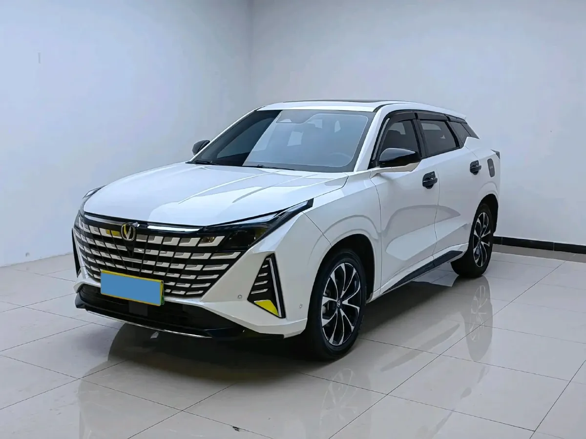 2024 ChangAn UNI-Z 1.5L 98HP L4 E-CVT PHEV 18.4KWH,autocango,china used car exporter,china ev exporter,chinese used car exporter,chinese used ev exporter