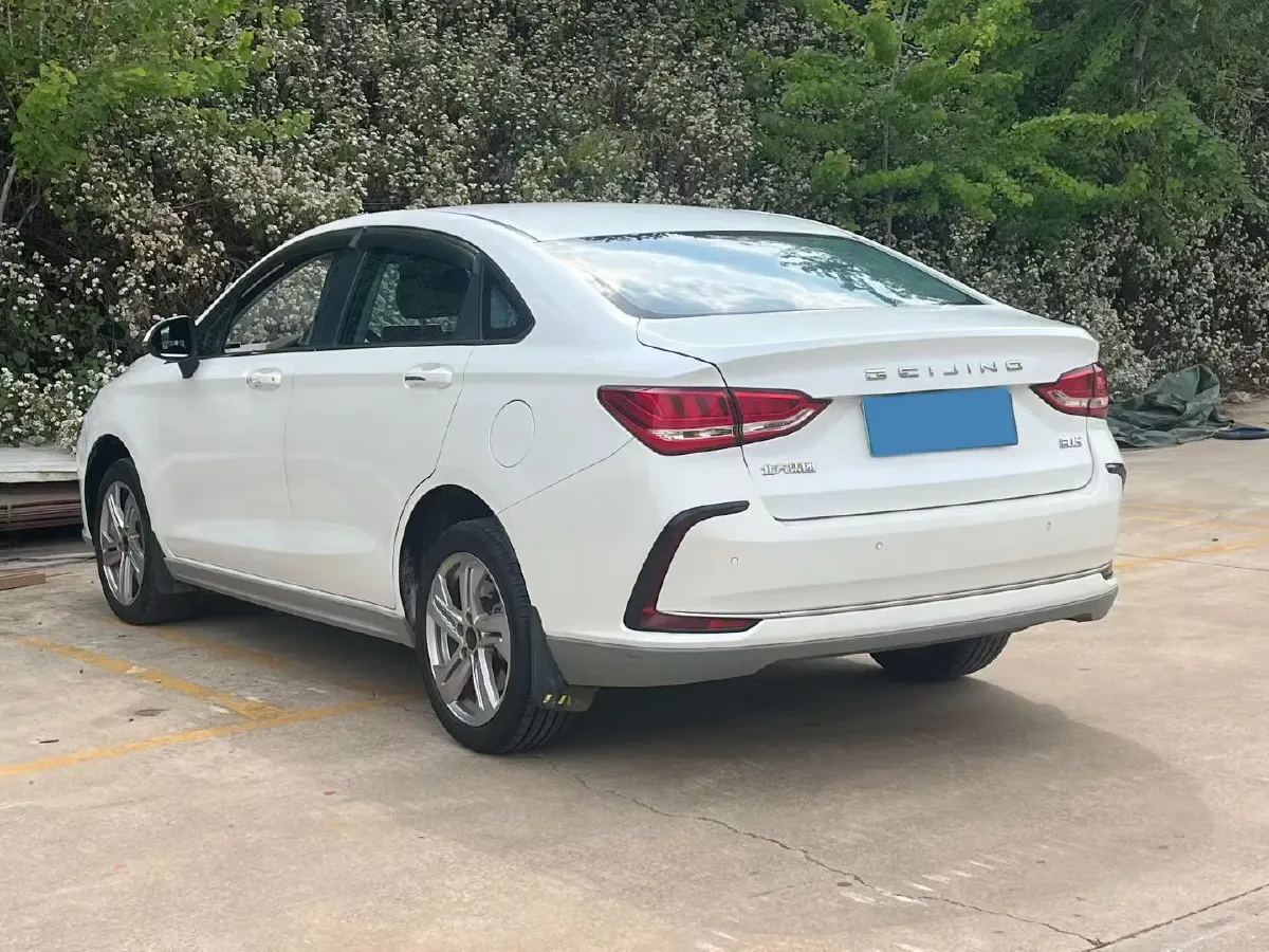 2022 Bestune B70 2.0T 224HP L4 6AT,autocango,china used car exporter,china ev exporter,chinese used car exporter,chinese used ev exporter