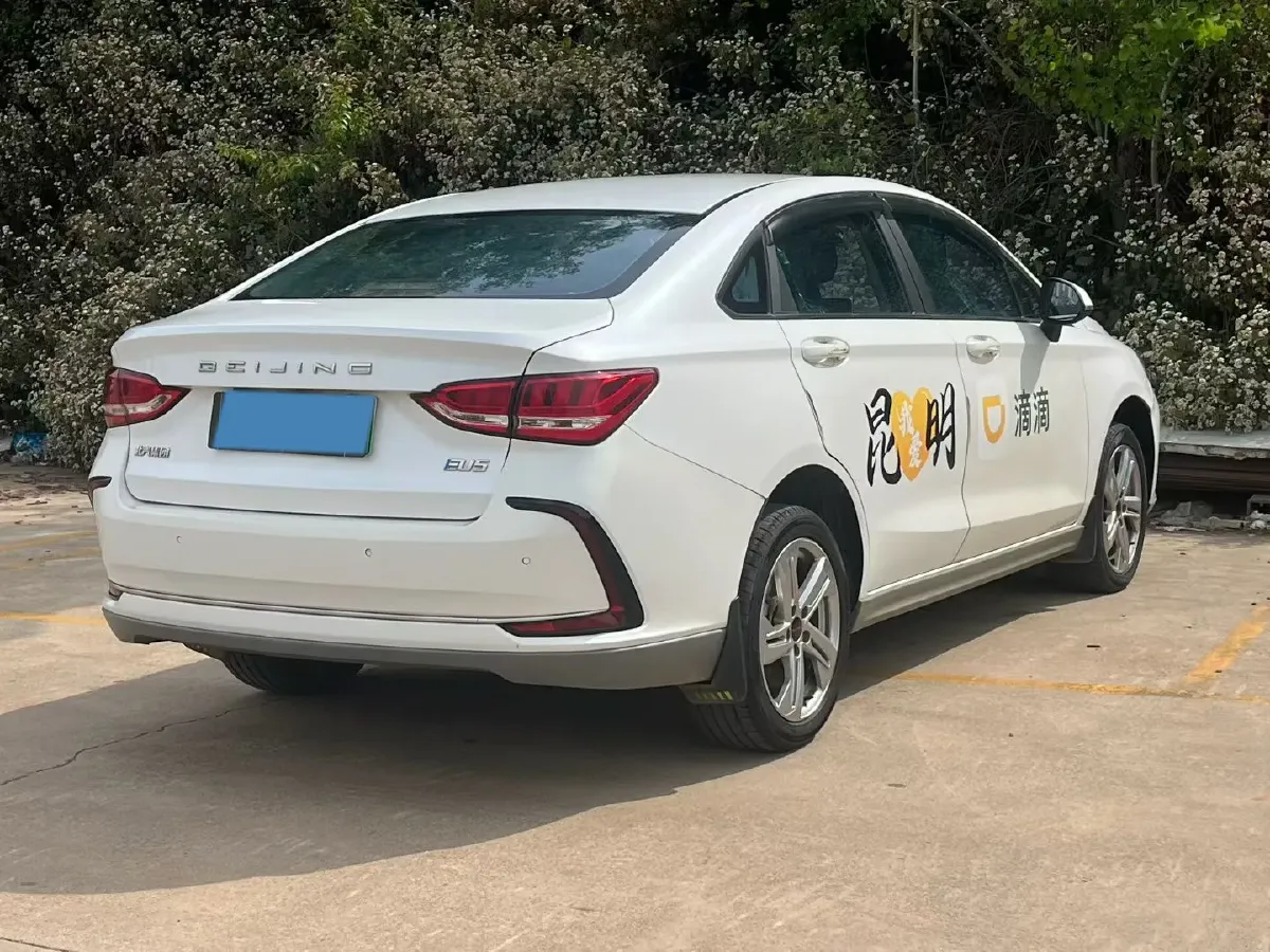 2022 Bestune B70 2.0T 224HP L4 6AT,autocango,china used car exporter,china ev exporter,chinese used car exporter,chinese used ev exporter