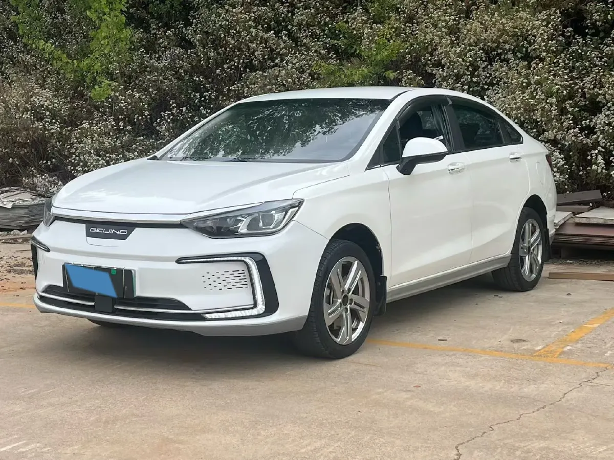 2022 Bestune B70 2.0T 224HP L4 6AT,autocango,china used car exporter,china ev exporter,chinese used car exporter,chinese used ev exporter