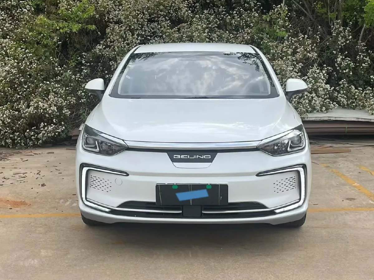 2022 Bestune B70 2.0T 224HP L4 6AT,autocango,china used car exporter,china ev exporter,chinese used car exporter,chinese used ev exporter