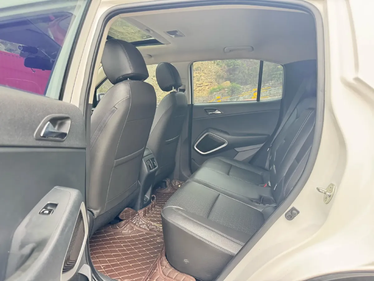 2018 Hyundai ix35 2.0L 160HP L4 6AT,autocango,china used car exporter,china ev exporter,chinese used car exporter,chinese used ev exporter