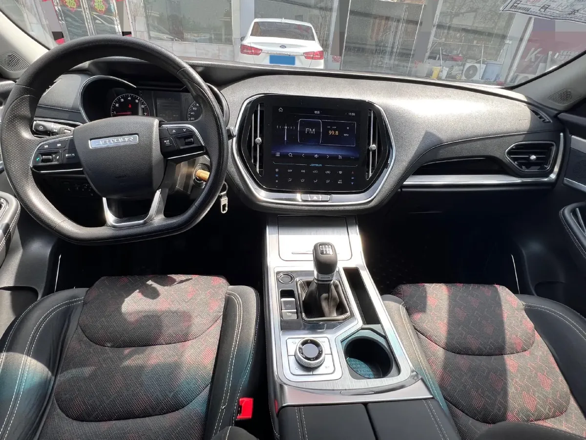 2020 Jetour X70 1.5T 156HP L4 6MT,autocango,china used car exporter,china ev exporter,chinese used car exporter,chinese used ev exporter