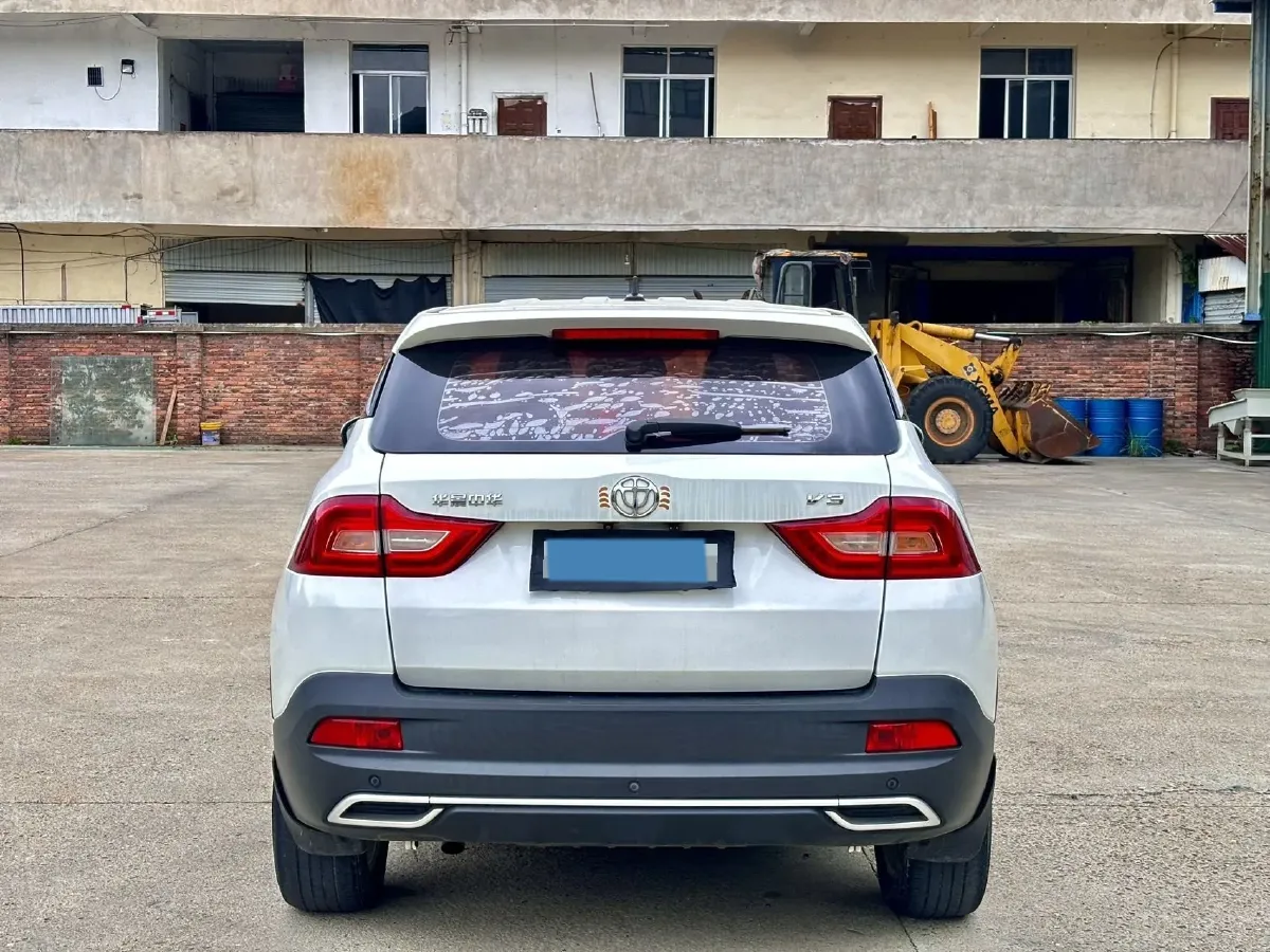 2019 Brilliance Auto V7 1.6T 204HP L4 7DCT,autocango,china used car exporter,china ev exporter,chinese used car exporter,chinese used ev exporter