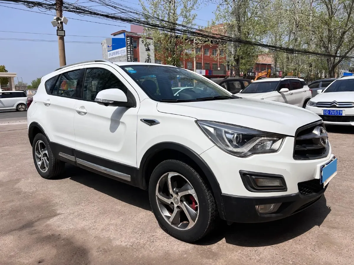 2018 HaiMa S5 1.5T 163HP L4 6MT,autocango,china used car exporter,china ev exporter,chinese used car exporter,chinese used ev exporter