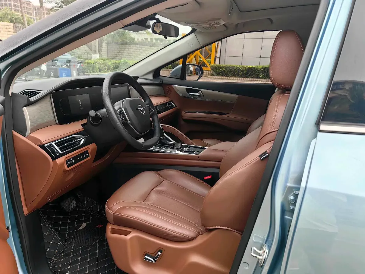 2020 HaiMa 7X 1.6T 195HP L4 6AT,autocango,china used car exporter,china ev exporter,chinese used car exporter,chinese used ev exporter