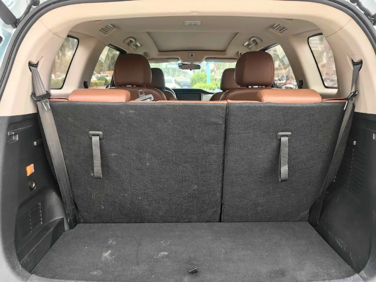 2020 HaiMa 7X 1.6T 195HP L4 6AT,autocango,china used car exporter,china ev exporter,chinese used car exporter,chinese used ev exporter