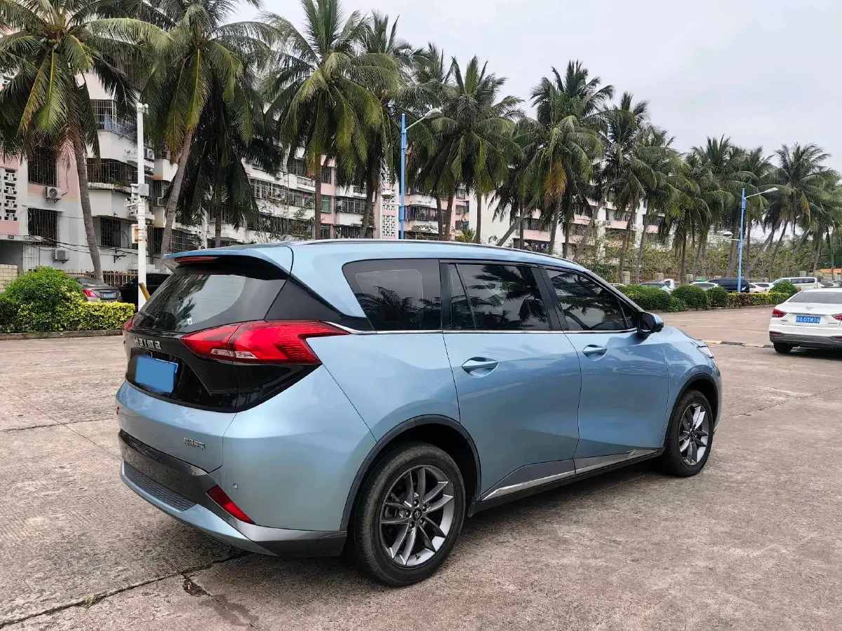 2020 HaiMa 7X 1.6T 195HP L4 6AT,autocango,china used car exporter,china ev exporter,chinese used car exporter,chinese used ev exporter