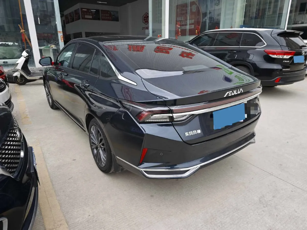 2023 DongFeng Aeolus YiXuan MAX 1.5T 190HP L4 7DCT,autocango,china used car exporter,china ev exporter,chinese used car exporter,chinese used ev exporter