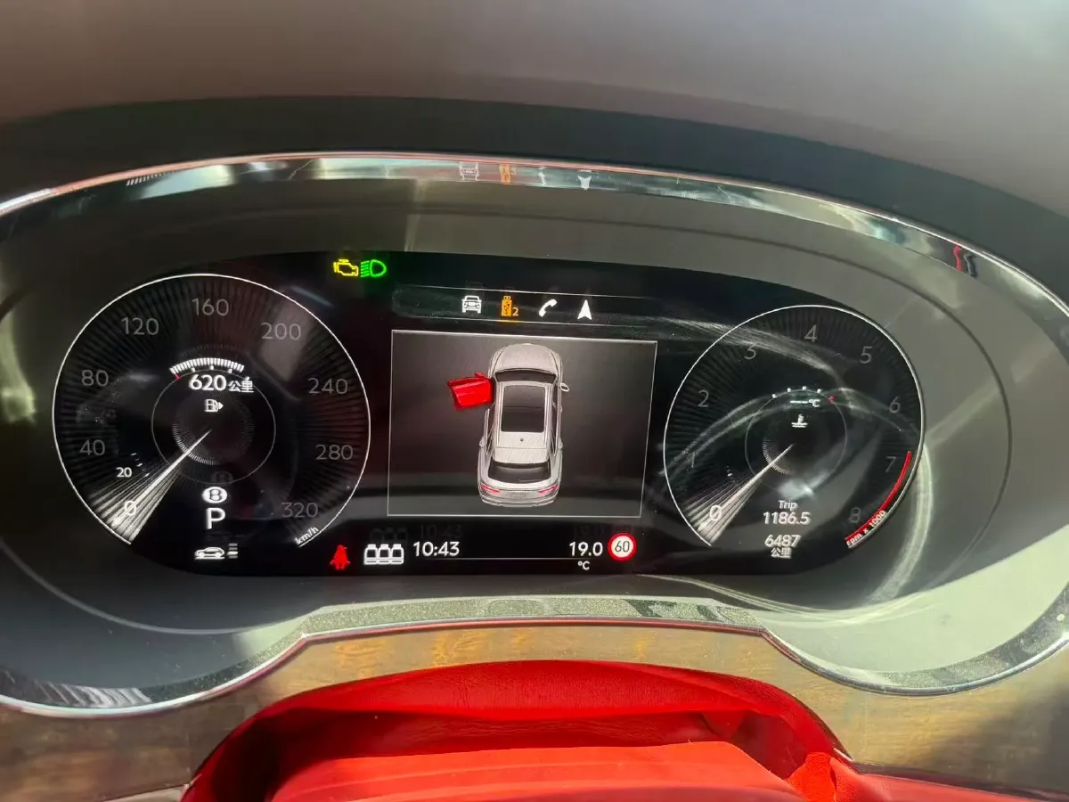 2022 Bentley Bentayga 4.0T 550HP V8 8AT,autocango,china used car exporter,china ev exporter,chinese used car exporter,chinese used ev exporter