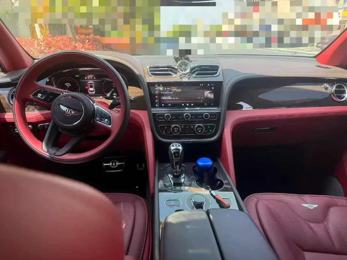 2022 Bentley Bentayga 4.0T 550HP V8 8AT,autocango,china used car exporter,china ev exporter,chinese used car exporter,chinese used ev exporter
