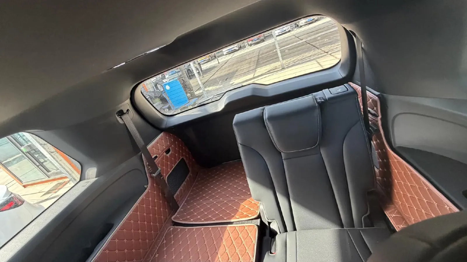 2022 GAC Trumpchi GS8 2.0T 252HP L4 8AT,autocango,china used car exporter,china ev exporter,chinese used car exporter,chinese used ev exporter