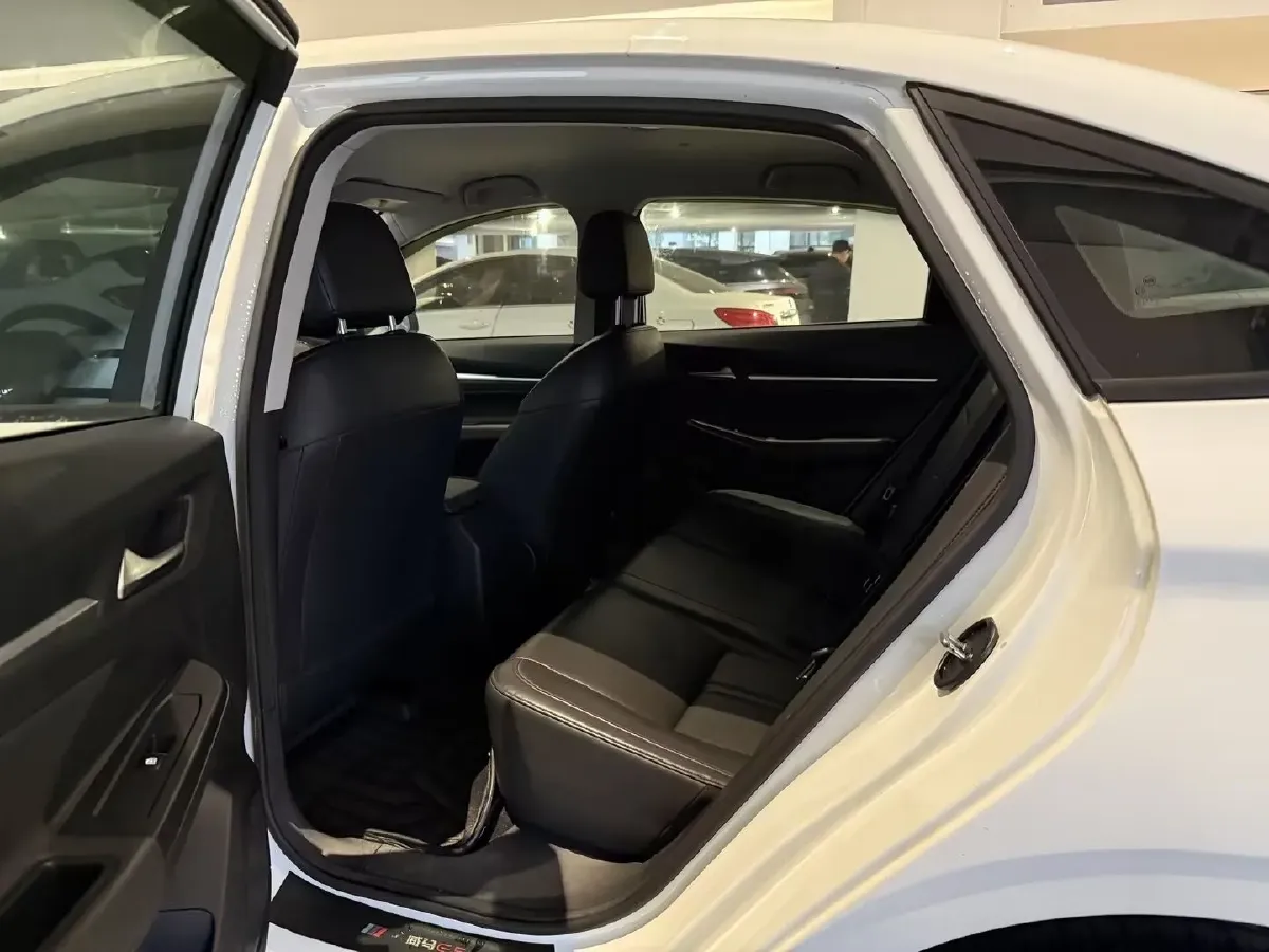 2021 Weltmeister E.5 BEV 49.92KWH,autocango,china used car exporter,china ev exporter,chinese used car exporter,chinese used ev exporter