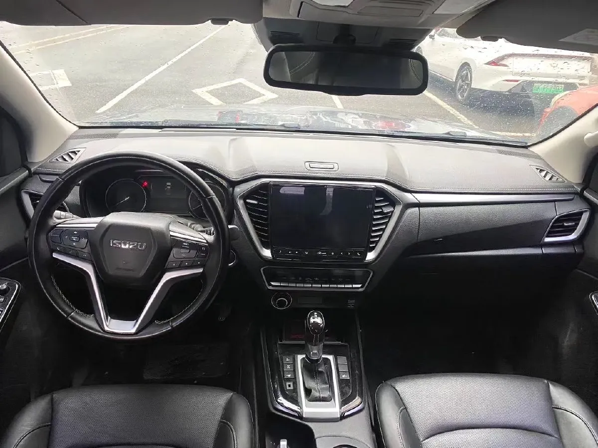 2021 Isuzu D-MAX 1.9T 163HP L4 6AT,autocango,china used car exporter,china ev exporter,chinese used car exporter,chinese used ev exporter