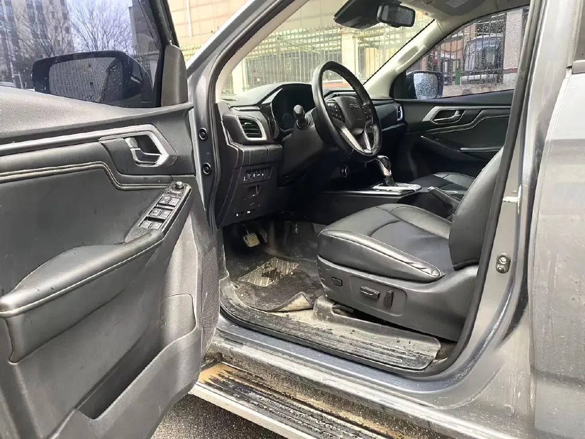 2021 Isuzu D-MAX 1.9T 163HP L4 6AT,autocango,china used car exporter,china ev exporter,chinese used car exporter,chinese used ev exporter