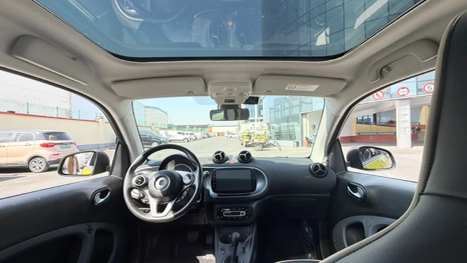 2016 Smart smart fortwo 1.0L 71HP L3 6DCT,autocango,china used car exporter,china ev exporter,chinese used car exporter,chinese used ev exporter