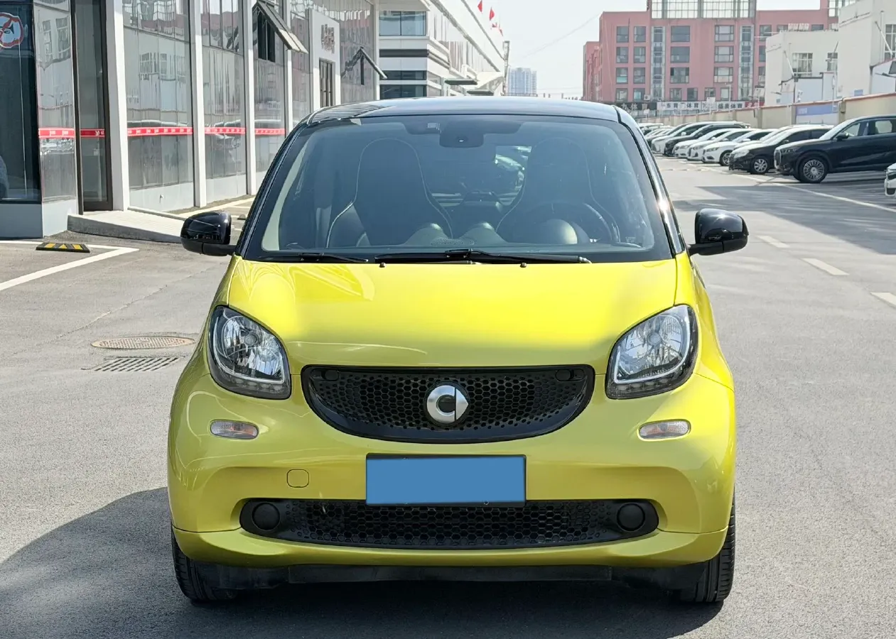 2016 Smart smart fortwo 1.0L 71HP L3 6DCT,autocango,china used car exporter,china ev exporter,chinese used car exporter,chinese used ev exporter
