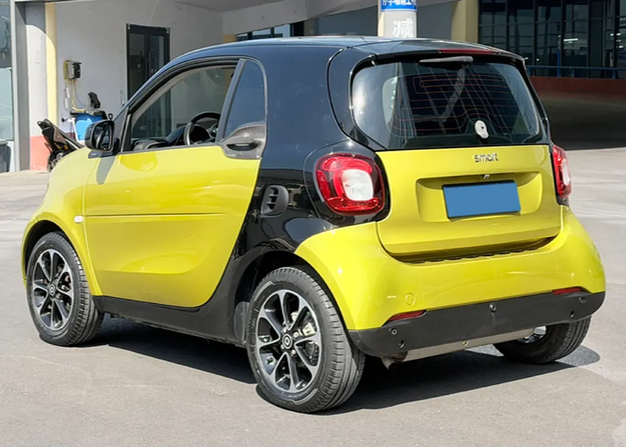 2016 Smart smart fortwo 1.0L 71HP L3 6DCT,autocango,china used car exporter,china ev exporter,chinese used car exporter,chinese used ev exporter