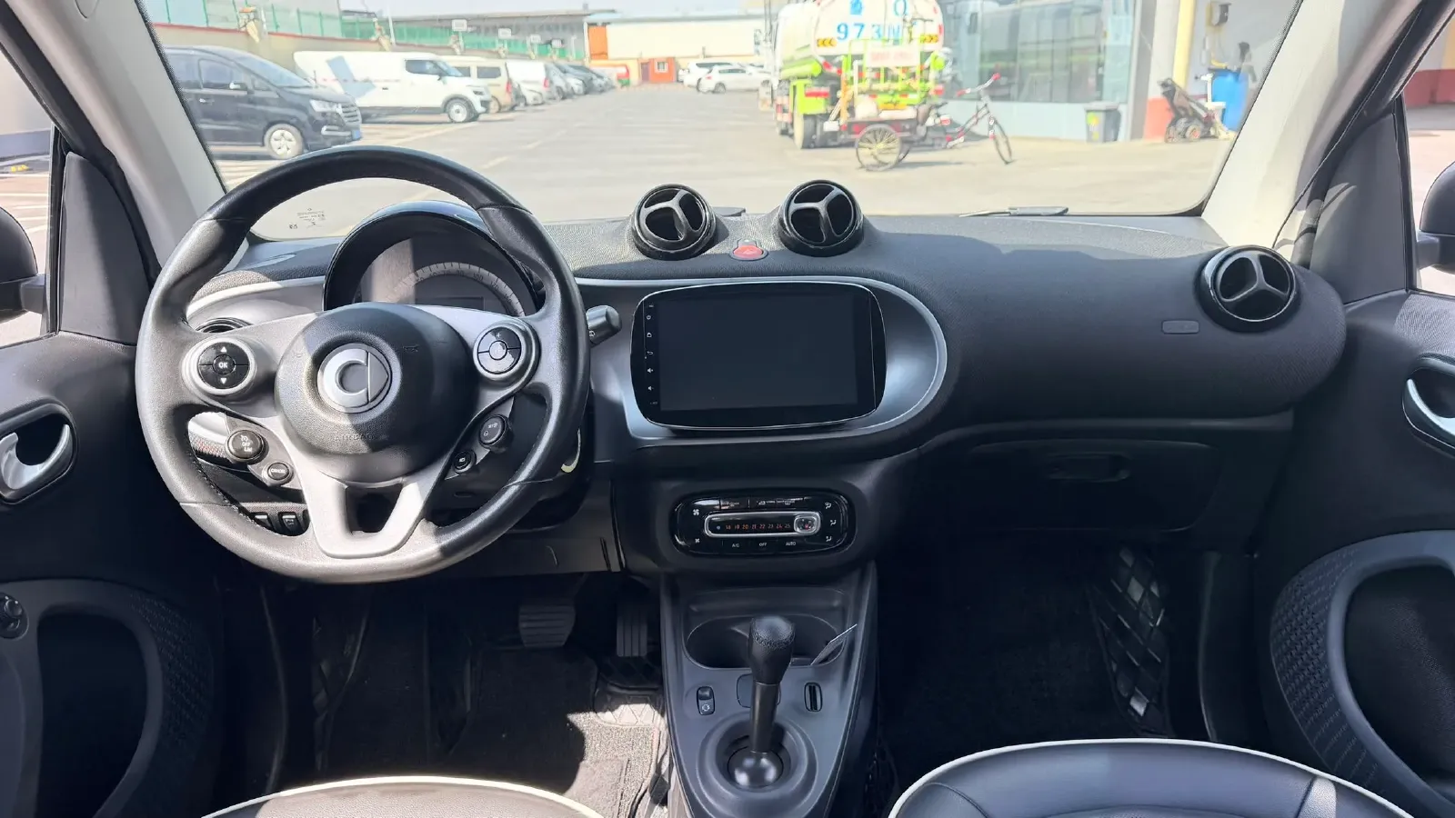 2016 Smart smart fortwo 1.0L 71HP L3 6DCT,autocango,china used car exporter,china ev exporter,chinese used car exporter,chinese used ev exporter