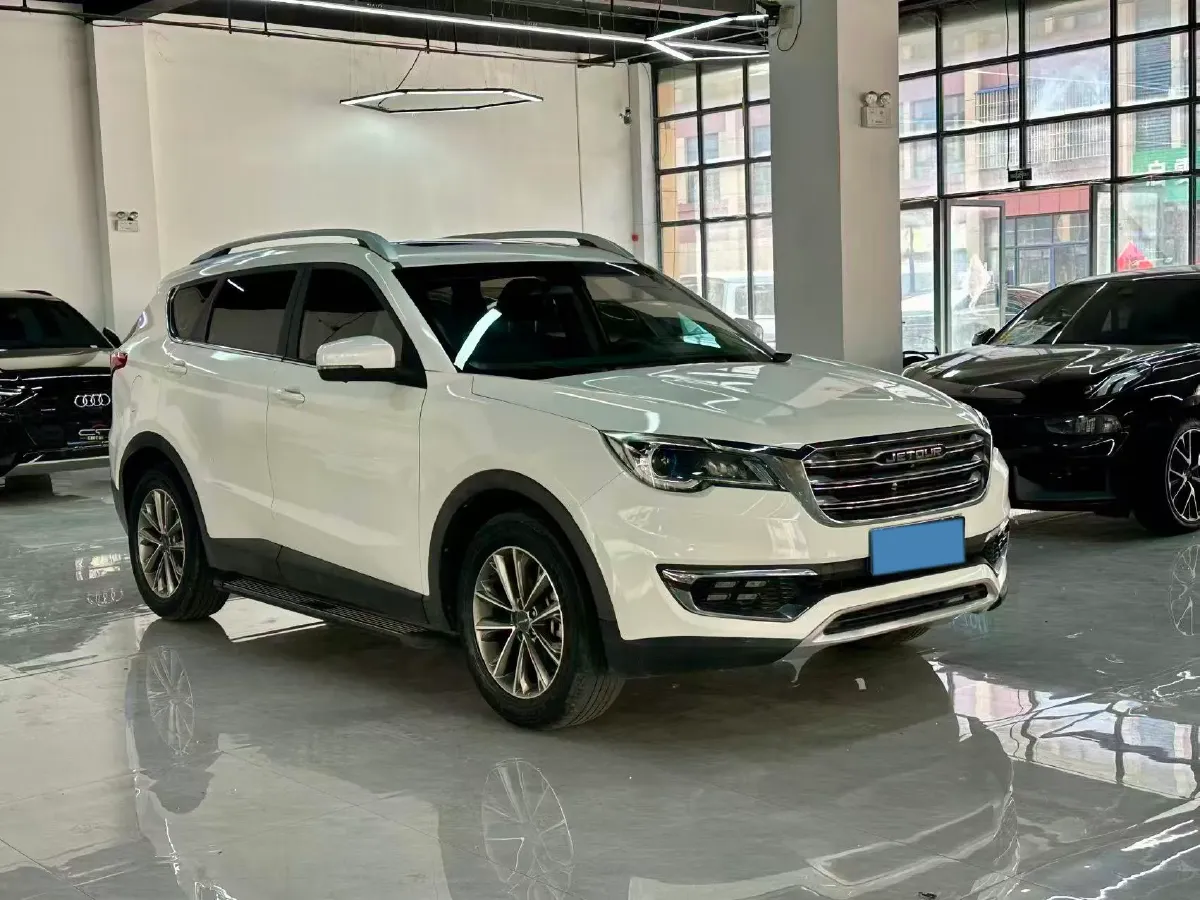 2018 Jetour X70 1.5T 147HP L4 5MT,autocango,china used car exporter,china ev exporter,chinese used car exporter,chinese used ev exporter