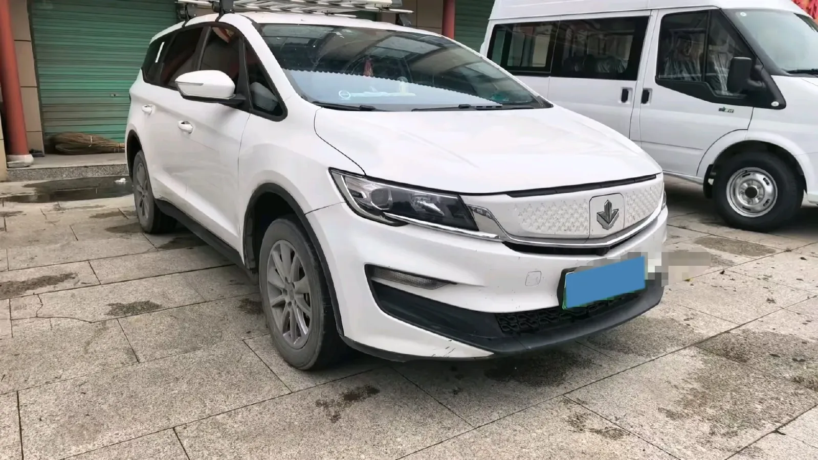 2021 LiFan Maple 80v BEV 53KWH,autocango,china used car exporter,china ev exporter,chinese used car exporter,chinese used ev exporter