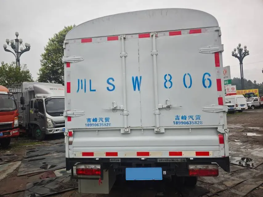 2022 DongFeng Fengon Fengon 500 1.5L 116HP L4 5MT,autocango,china used car exporter,china ev exporter,chinese used car exporter,chinese used ev exporter