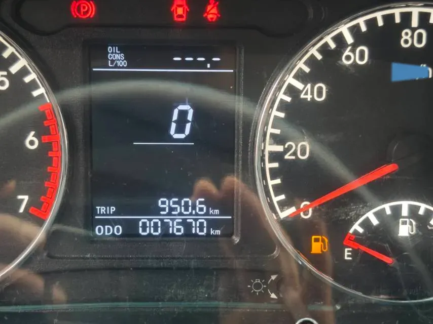 2022 DongFeng Fengon Fengon 500 1.5L 116HP L4 5MT,autocango,china used car exporter,china ev exporter,chinese used car exporter,chinese used ev exporter