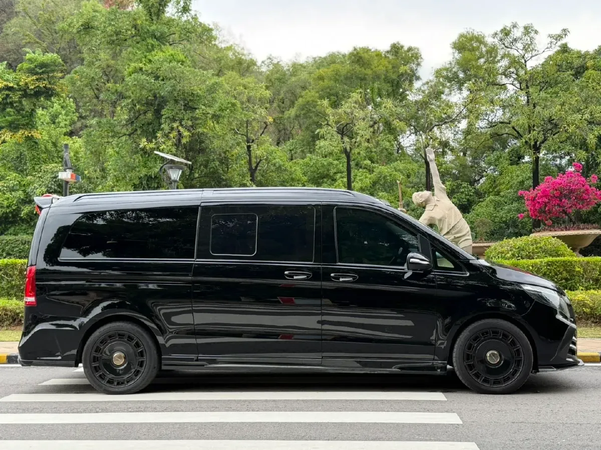 2022 Mansory V Class 2.0T 211HP L4 9AT,autocango,china used car exporter,china ev exporter,chinese used car exporter,chinese used ev exporter