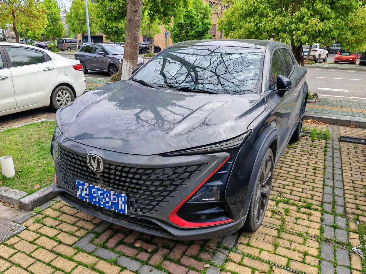 2021 ChangAn UNI-T 1.5T 180HP L4 7DCT,autocango,china used car exporter,china ev exporter,chinese used car exporter,chinese used ev exporter