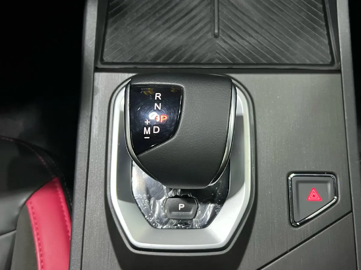 2023 Jetour DASHING 1.5T 156HP L4 6DCT,autocango,china used car exporter,china ev exporter,chinese used car exporter,chinese used ev exporter