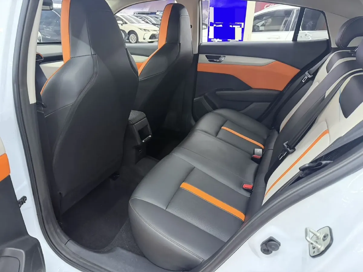 2023 DongFeng Aeolus YiXuan 1.5L 125HP L4 6DCT,autocango,china used car exporter,china ev exporter,chinese used car exporter,chinese used ev exporter