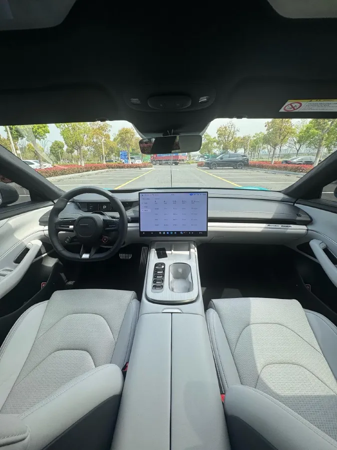 2024 MI SU7 BEV 101KWH,autocango,china used car exporter,china ev exporter,chinese used car exporter,chinese used ev exporter