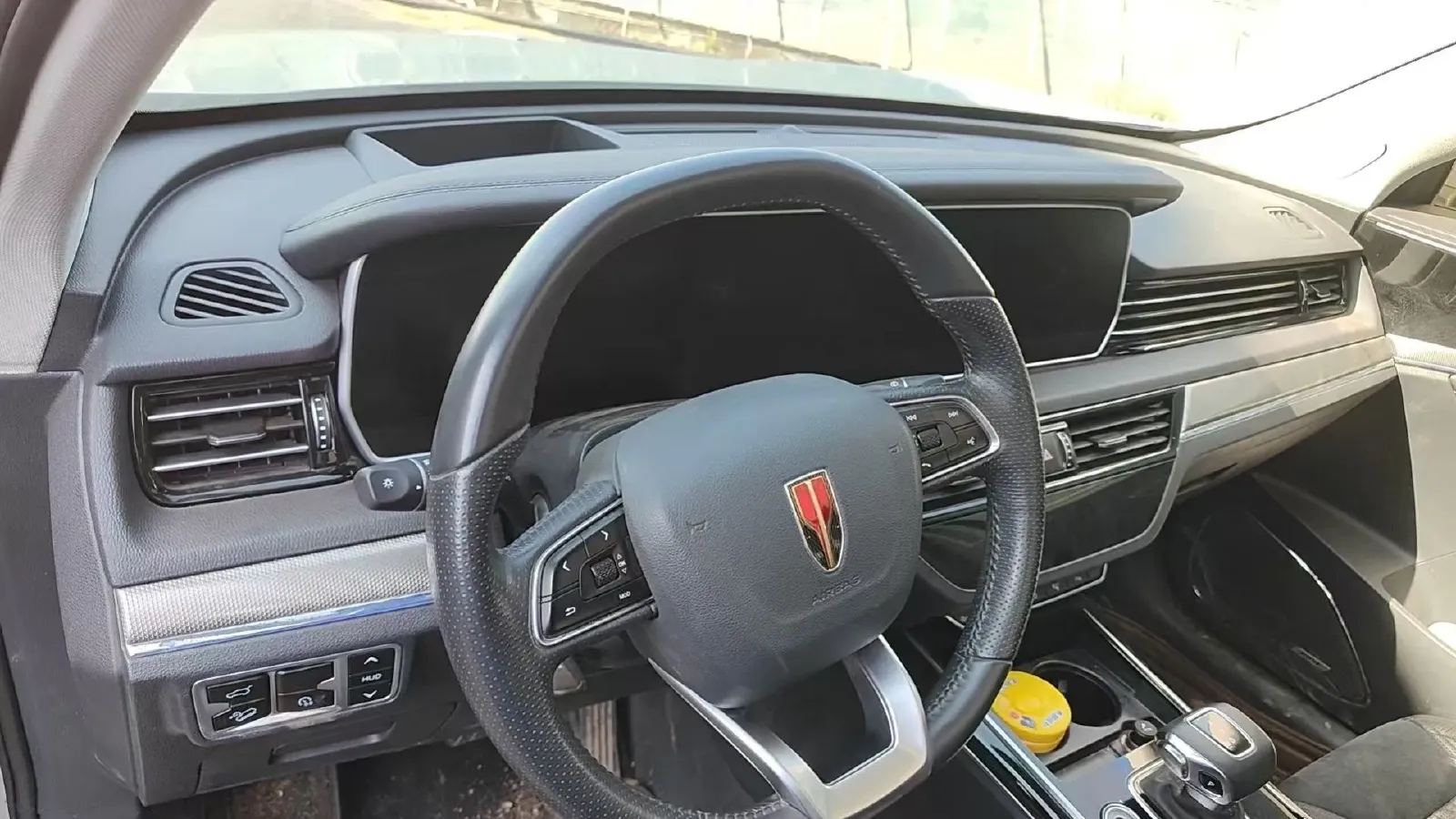 2019 HongQi HS5 2.0T 224HP L4 6AT,autocango,china used car exporter,china ev exporter,chinese used car exporter,chinese used ev exporter